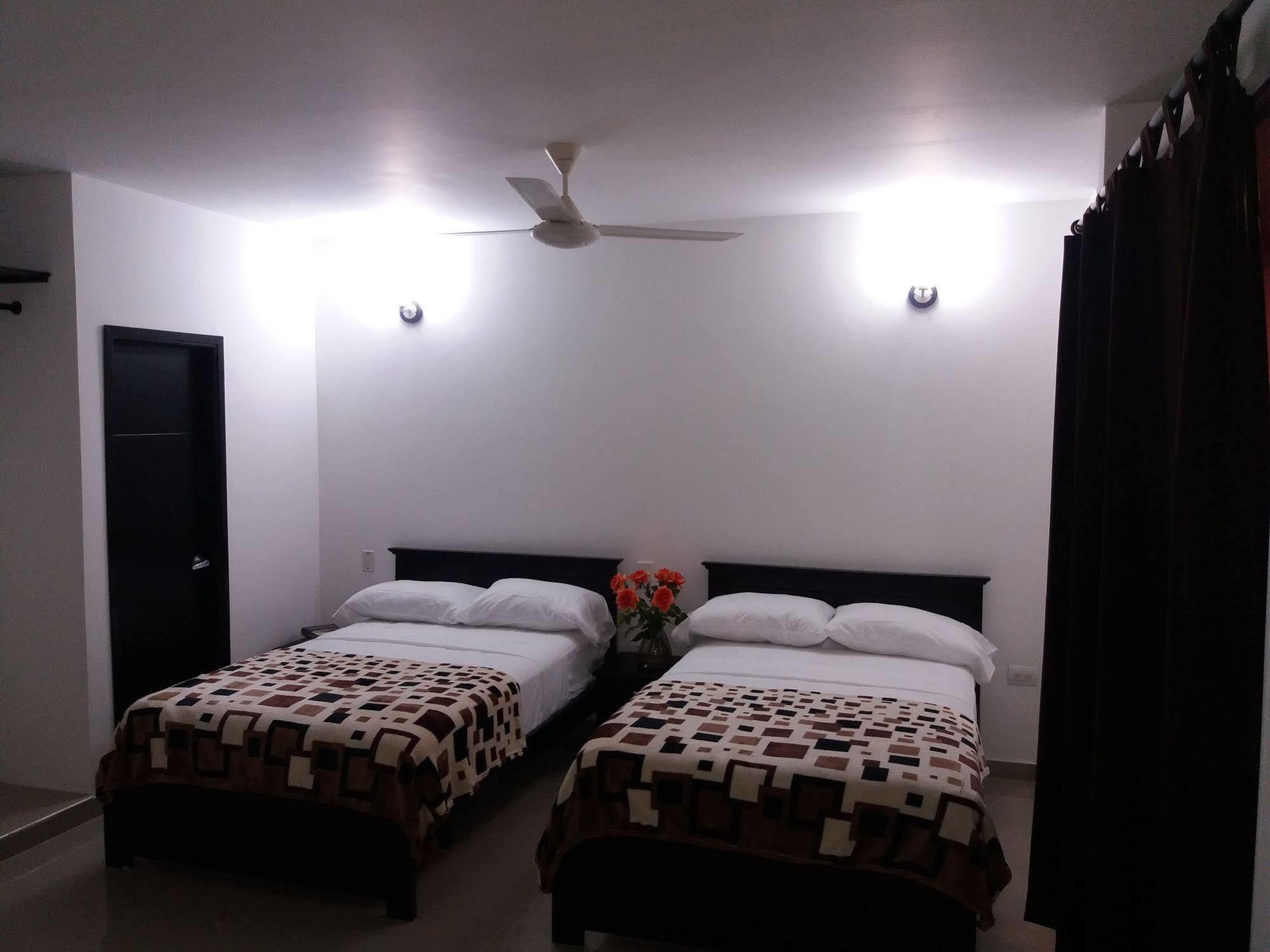 Hotel Calle Santodomingo Santa Marta  Esterno foto
